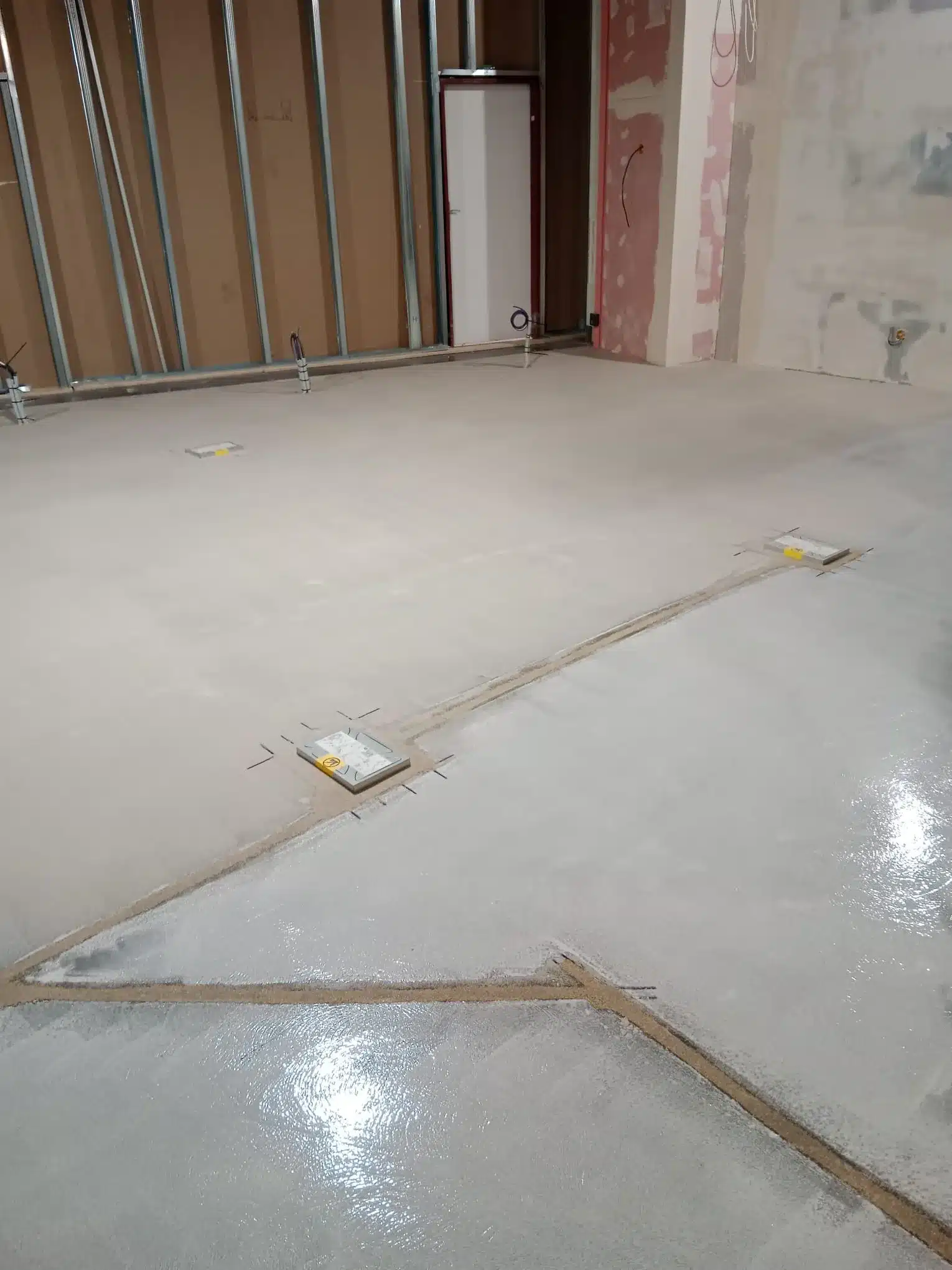 Prasklý beton: kdy pomůže epoxid a kdy už ne